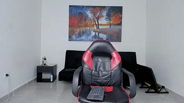 ryanwhite3 online show from February 12, 1:16 am