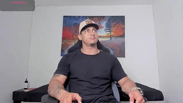 ryanwhite3 online show from April 8, 2:02 am