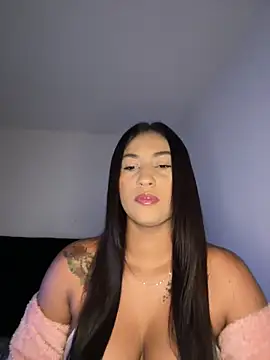 Snapshot of mari_pauli_xx chatting on February 13, 12:21 am mari pauli xx online show from February 13, 12:21 am