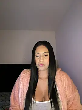 Snapshot of mari_pauli_xx chatting on February 21, 12:45 am mari pauli xx online show from February 21, 12:45 am