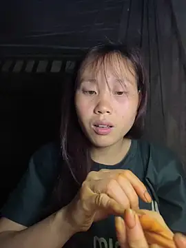 kekely online show from May 12, 2:56 pm