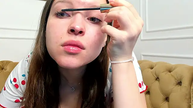 lunahush online show from February 15, 10:30 pm