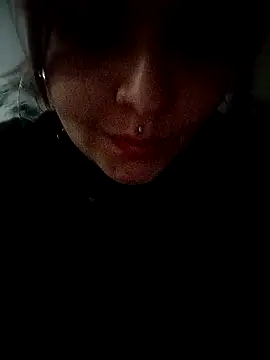 Andreahot34 online show from May 1, 1:32 am