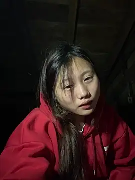 ngoccc-nga online show from February 8, 1:42 pm