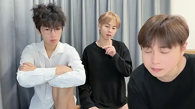 No 1MiaoMiao-Kk online show from February 7, 11:40 am