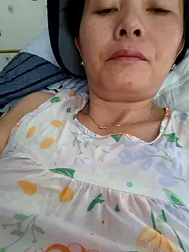 Baby-loveass69 online show from May 26, 12:31 am
