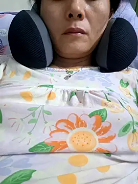 Snapshot of Baby-loveass69 chatting on February 6, 12:01 pm Baby-loveass69 online show from February 6, 12:01 pm