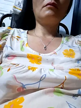 Baby-loveass69 online show from May 5, 11:35 am