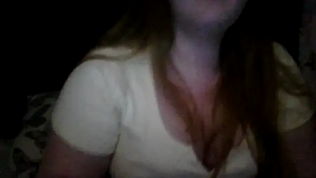 Snapshot of tippytoes89 chatting on March 3, 7:43 pm tippytoes89 online show from March 3, 7:43 pm