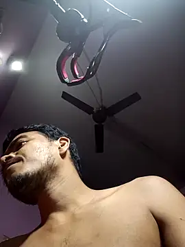 Snapshot of Fetish-Couple2 chatting on February 13, 10:48 am Fetish-Couple2 online show from February 13, 10:48 am