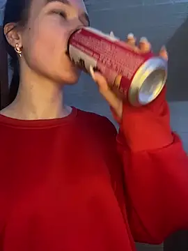 Carolina G0lden online show from April 12, 9:29 pm