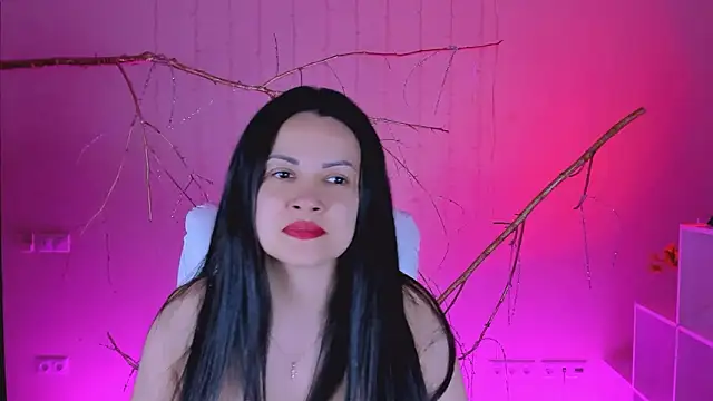 Snapshot of karolina_robinson chatting on February 1, 3:54 pm karolina robinson online show from February 1, 3:54 pm