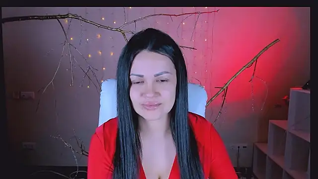 Snapshot of karolina_robinson chatting on February 16, 11:20 am karolina robinson online show from February 16, 11:20 am