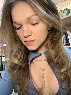 StreetSquirt online show from March 15, 6:53 am