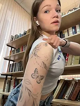 StreetSquirt online show from March 27, 6:33 am