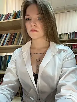 Snapshot of StreetSquirt chatting on June 6, 3:56 am StreetSquirt online show from June 6, 3:56 am