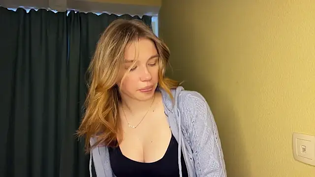 EarthaStinett online show from March 3, 11:50 am