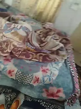 Curvy Simran online show from February 1, 8:23 am