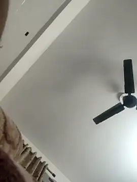 Curvy Simran online show from February 12, 1:55 pm