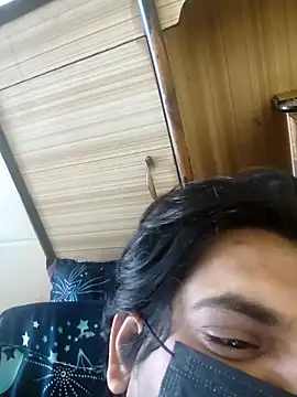 Curvy Simran online show from February 15, 8:57 am