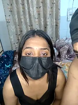 Curvy Simran online show from February 27, 8:30 pm