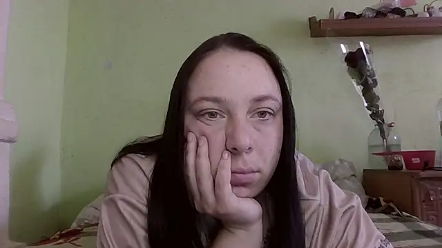 MillaSourety online show from March 15, 8:32 am