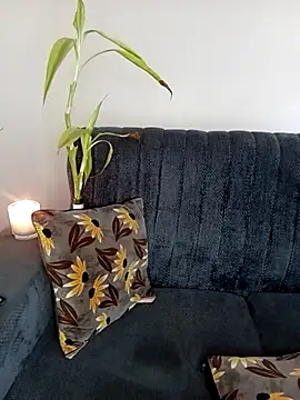 Snapshot of RanniClara chatting on February 6, 1:40 pm RanniClara online show from February 6, 1:40 pm