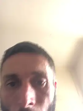 pezzerb7 online show from June 18, 6:13 pm