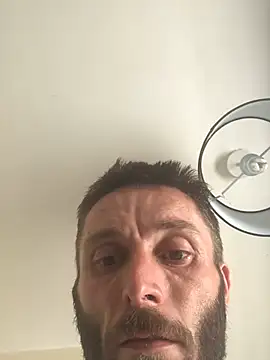 pezzerb7 online show from June 16, 11:54 am