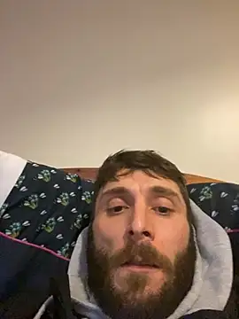 pezzerb7 online show from February 8, 8:28 pm