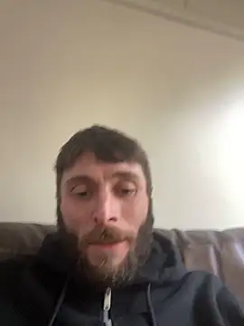 pezzerb7 online show from February 17, 12:46 pm