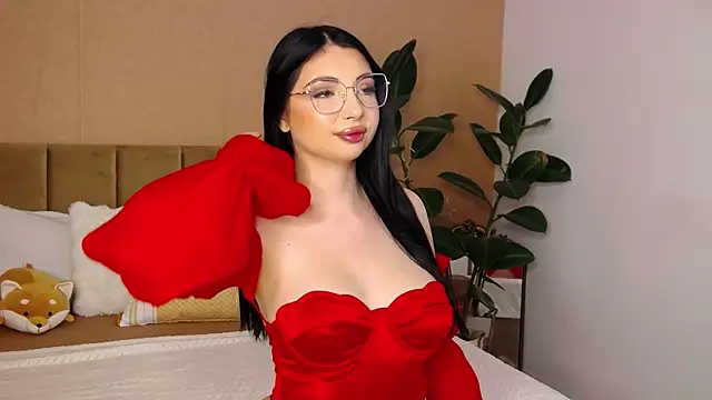 Snapshot of BellaHere chatting on June 23, 6:44 am BellaHere online show from June 23, 6:44 am