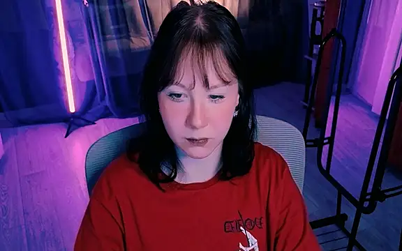 Snapshot of marty_bree chatting on June 20, 5:07 pm marty bree online show from June 20, 5:07 pm