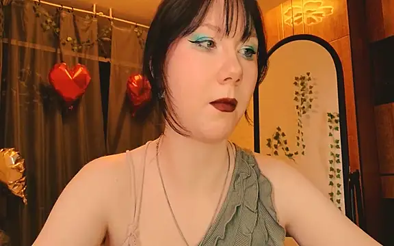 Snapshot of marty_bree chatting on February 27, 2:28 pm marty bree online show from February 27, 2:28 pm