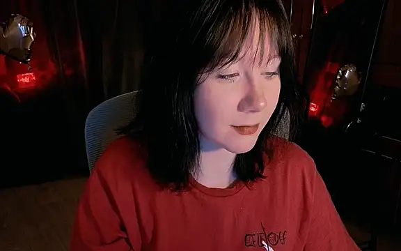 Snapshot of marty_bree chatting on April 23, 7:48 pm marty bree online show from April 23, 7:48 pm