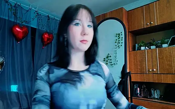 marty bree online show from April 2, 1:18 pm