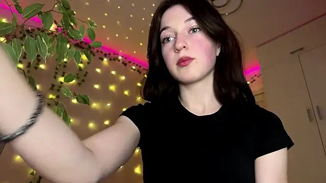 DianneBarke online show from February 15, 3:22 pm