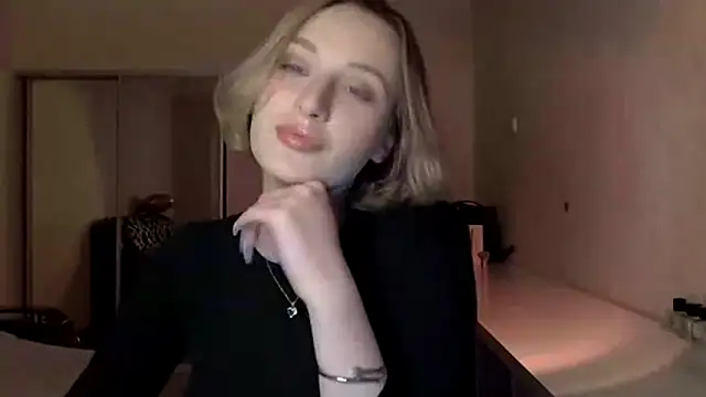 Snapshot of DeliciaBagnoli chatting on February 28, 4:17 pm DeliciaBagnoli online show from February 28, 4:17 pm