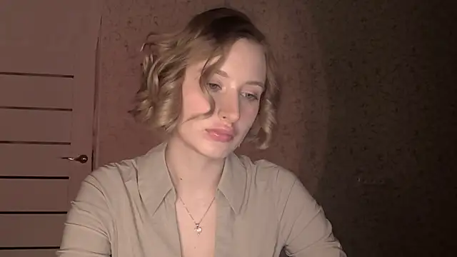 DeliciaBagnoli online show from March 12, 5:28 pm