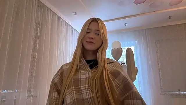 IvyArmbrister online show from February 11, 3:12 pm