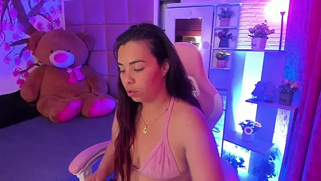 liany taylor online show from March 3, 2:51 am