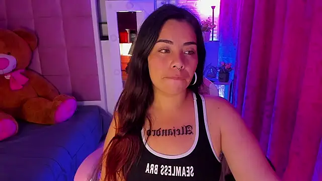 liany taylor online show from March 7, 3:13 am