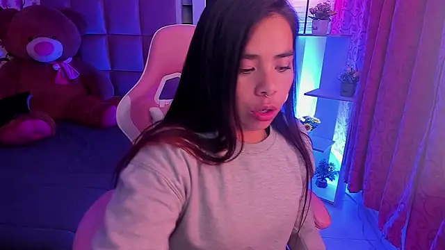 liany taylor online show from February 25, 9:14 pm