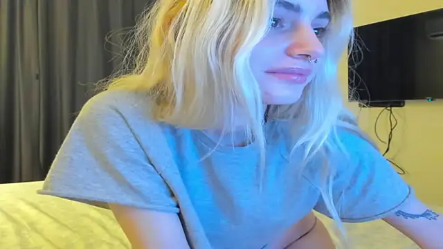 Lesyalisss online show from March 18, 10:10 pm