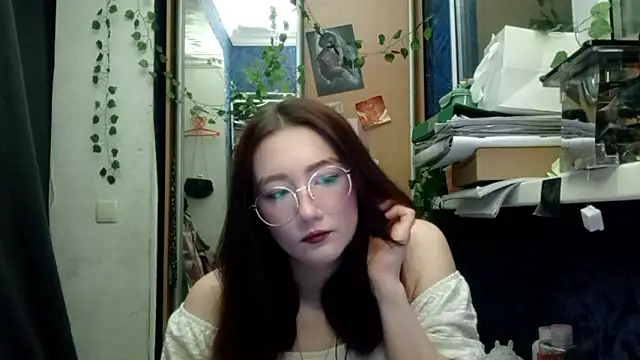 PhoebePalmer online show from March 24, 7:14 pm