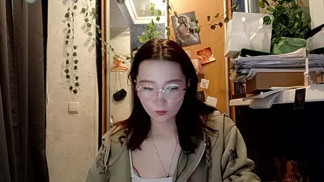 PhoebePalmer online show from March 11, 8:14 pm
