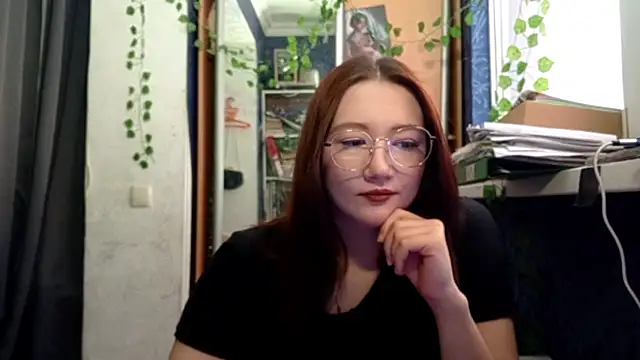 PhoebePalmer online show from April 10, 2:57 pm