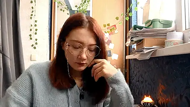 Snapshot of PhoebePalmer chatting on March 4, 8:11 am PhoebePalmer online show from March 4, 8:11 am