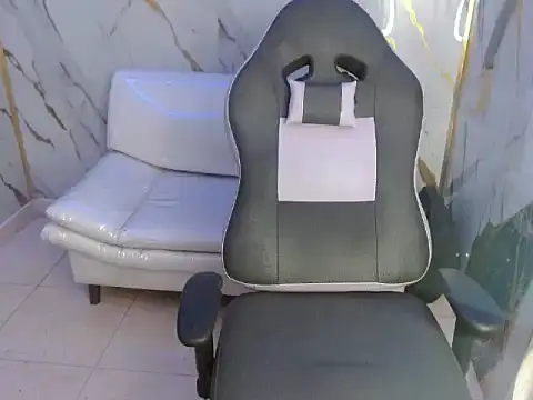 Andrea girlx online show from February 7, 3:42 pm