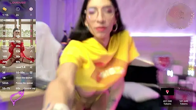 kylliefox  online show from November 29, 1:33 pm